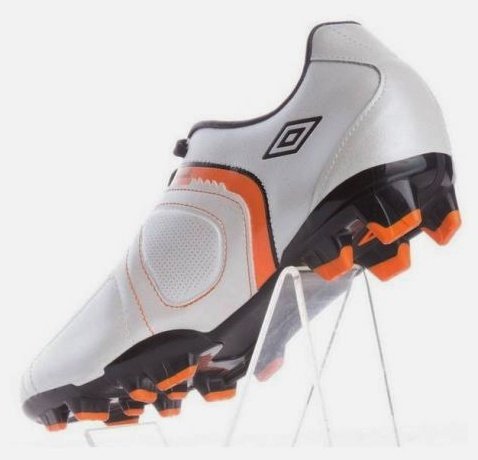 Бутсы футбольные Umbro Speciali 3 cup белые (FG 80524-JB4) купить в хабаровске купить в хабаровске