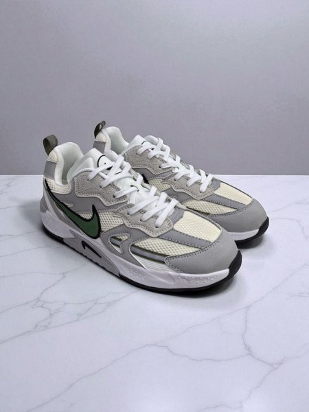 Кроссовки Мужские NIKE белые / 3408 купить в хабаровске купить в хабаровске