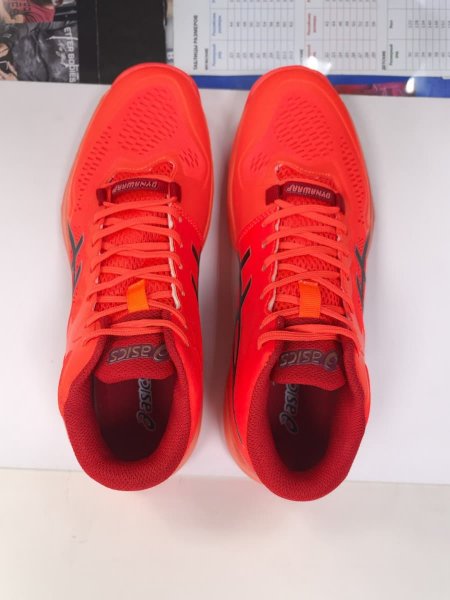 Кроссовки волейбольные Asics Volleyball красные / 5884 купить в хабаровске купить в хабаровске